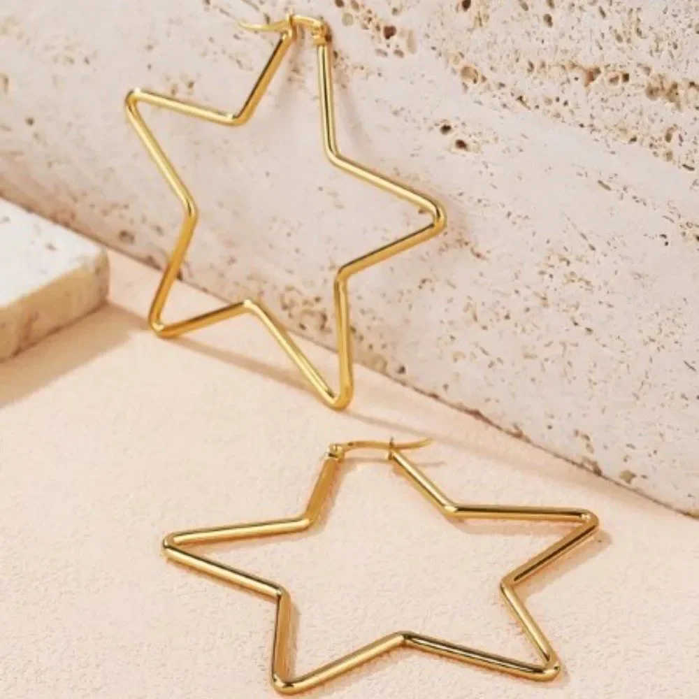 GOLD STAR DANGLE EARRINGS